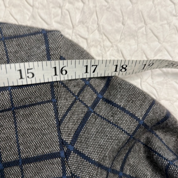 BN Pan dress with pockets and zip in front - Picture 8 of 9